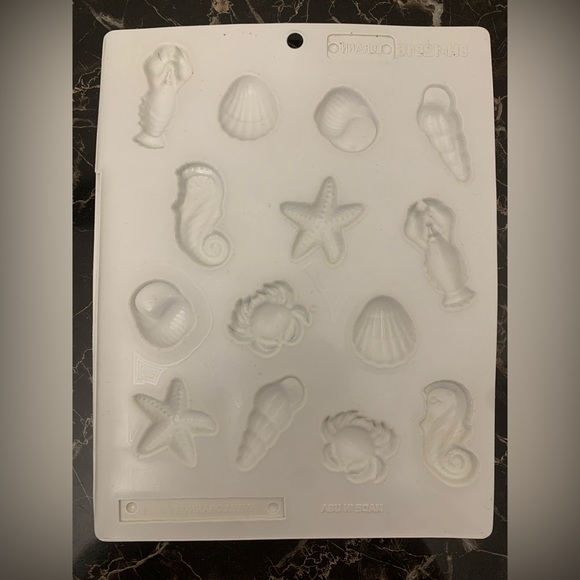 LorAnn Gourmet Candies Mold (7 Molds) - Picture 10 of 10